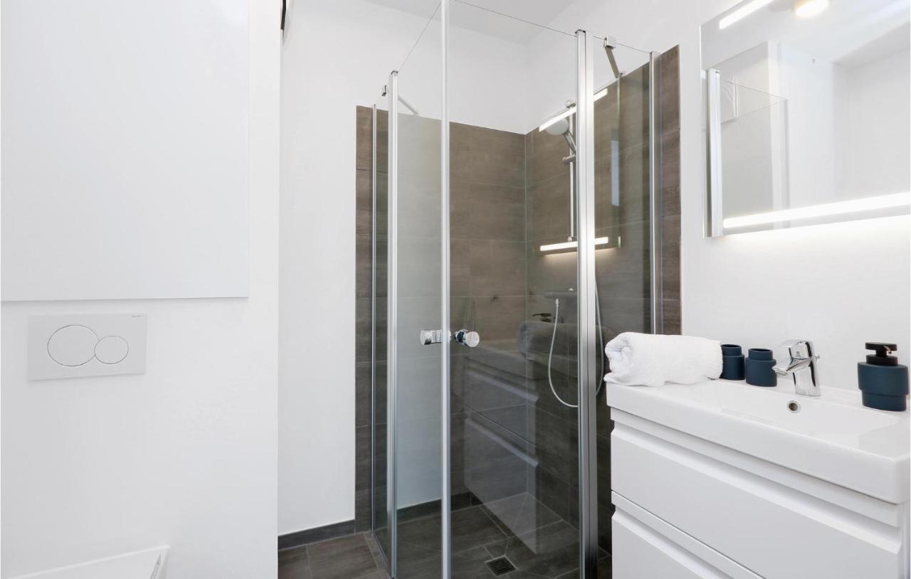 Amazing Apartment In Lembruch-Duemmer See Zewnętrze zdjęcie